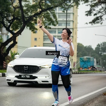 Runner Photo 8977746