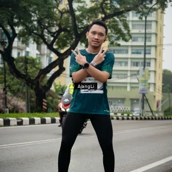 Runner Photo 8977747