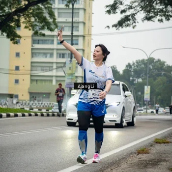Runner Photo 8977790
