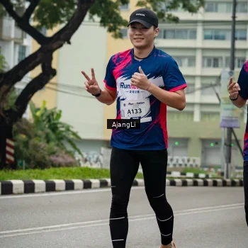 Runner Photo 8977817