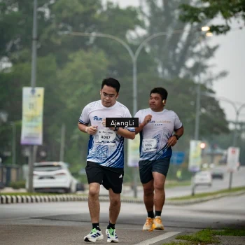 Runner Photo 8977833