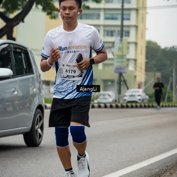 Runner Photo 8977839