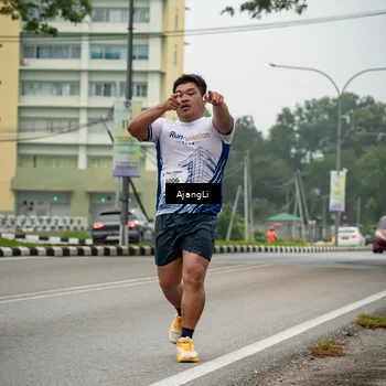 Runner Photo 8977860