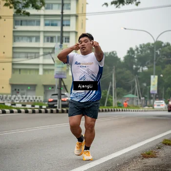 Runner Photo 8977865