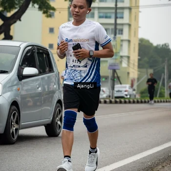 Runner Photo 8977870