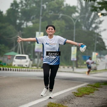 Runner Photo 8977891
