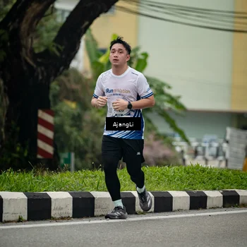 Runner Photo 8977902