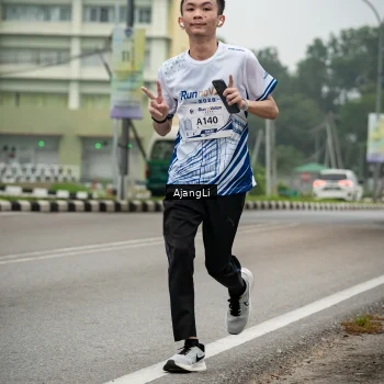 Runner Photo 8977906