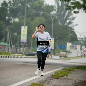 Runner Photo 8977912