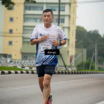 Runner Photo 8977916