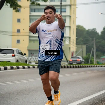 Runner Photo 8977918