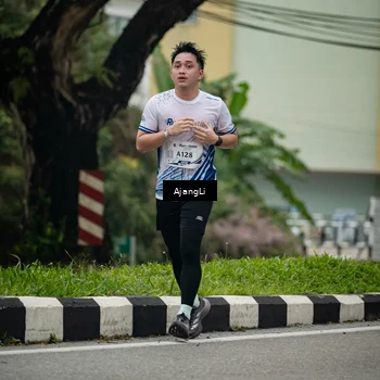 Runner Photo 8977932