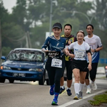 Runner Photo 8977938