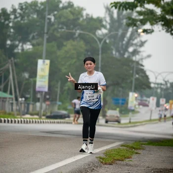 Runner Photo 8977940