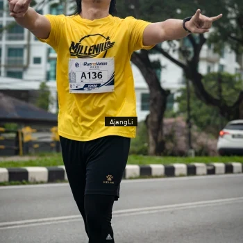 Runner Photo 8977941