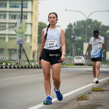 Runner Photo 8977942