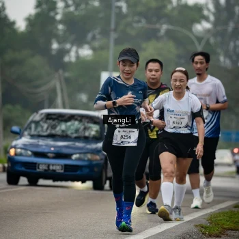 Runner Photo 8977954