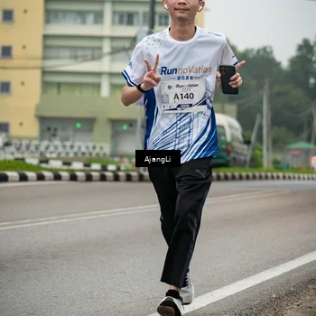 Runner Photo 8977969