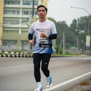 Runner Photo 8977977