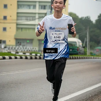 Runner Photo 8977978