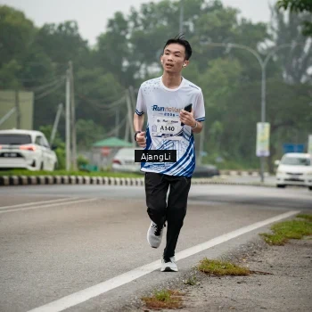 Runner Photo 8977986