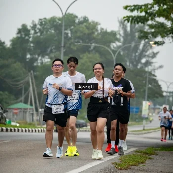 Runner Photo 8977991