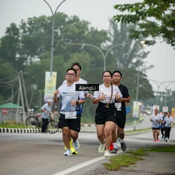 Runner Photo 8978006
