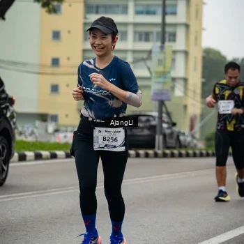 Runner Photo 8978015