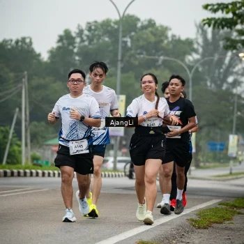 Runner Photo 8978017