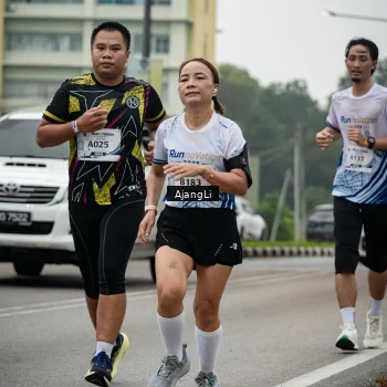 Runner Photo 8978019