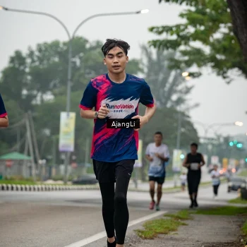 Runner Photo 8978107