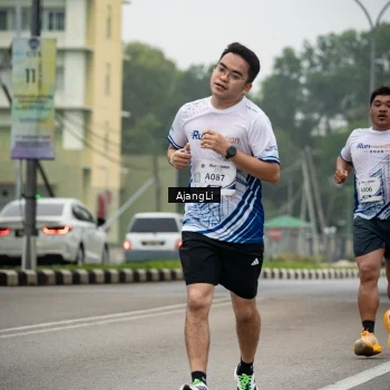 Runner Photo 8978119