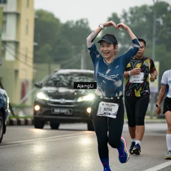 Runner Photo 8978127