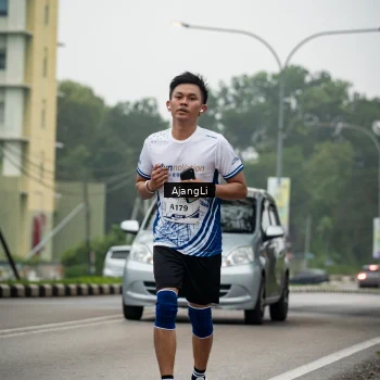 Runner Photo 8978169