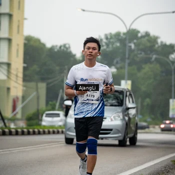 Runner Photo 8978170