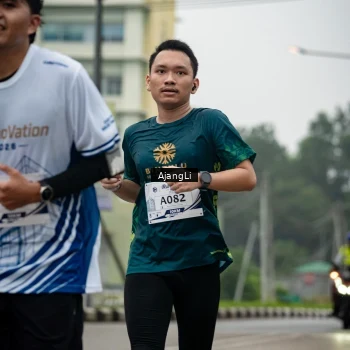 Runner Photo 8978176