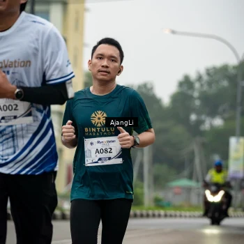 Runner Photo 8978180