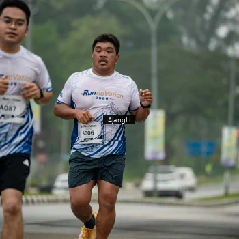 Runner Photo 8978187