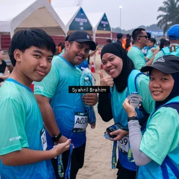 Runner Photo 8978199