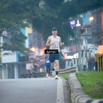 Runner Photo 8978265