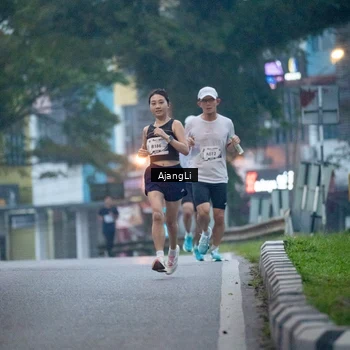 Runner Photo 8978279