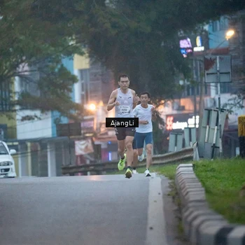 Runner Photo 8978280