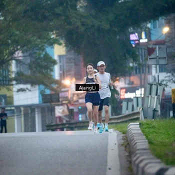 Runner Photo 8978284