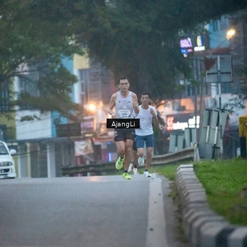 Runner Photo 8978285