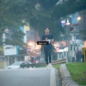 Runner Photo 8978306