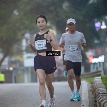 Runner Photo 8978312