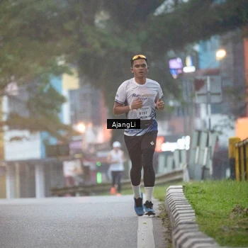 Runner Photo 8978326