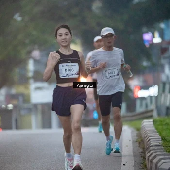 Runner Photo 8978329