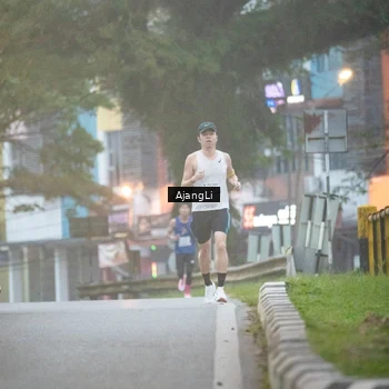 Runner Photo 8978331