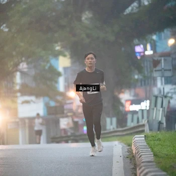 Runner Photo 8978333